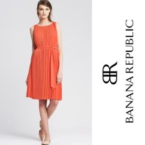 Banana Republic Orange Pleated Trapeze Dress - 8